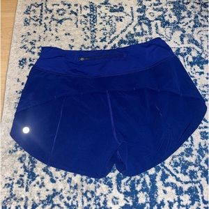 Lulu shorts size 8 inseam 4in